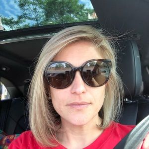 Meet your Posher, Lori